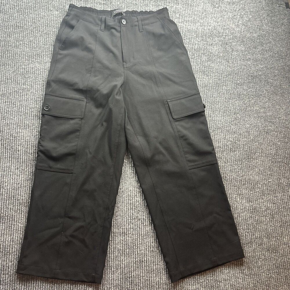 Liverpool Hi-Rise Cargo Crop Wide Leg Pants Size 12/31 Black Elastic Waist